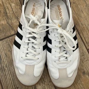 Adidas SAMBA DECON SHOES (size 11)